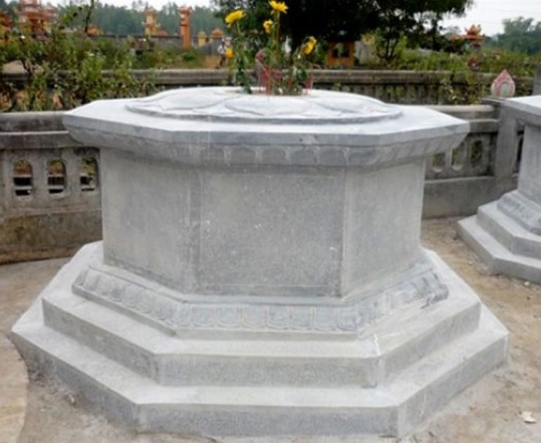 Mộ Đá Bát Giác 2 Mộ đá bát giác, với hình dáng giống như một chiếc bát giác,