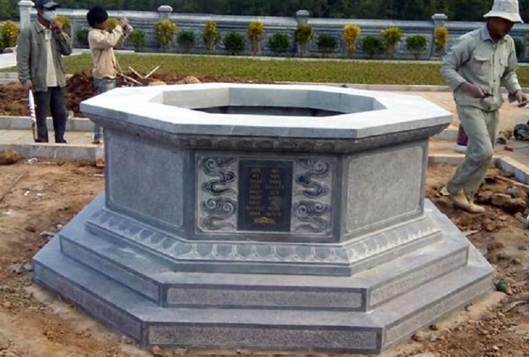 Mộ Đá Bát Giác 3 Mộ Đá Bát Giác Đơn giản