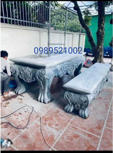 Bộ bàn ghế đá 2 bộ bàn ghế đá cổ điển