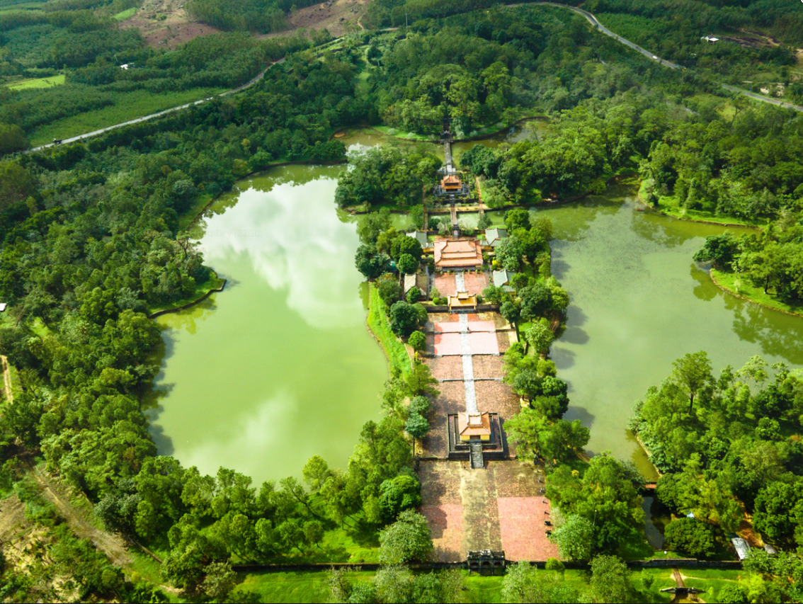 Lăng Mộ Gia Đình tại Lăng Minh Mạng