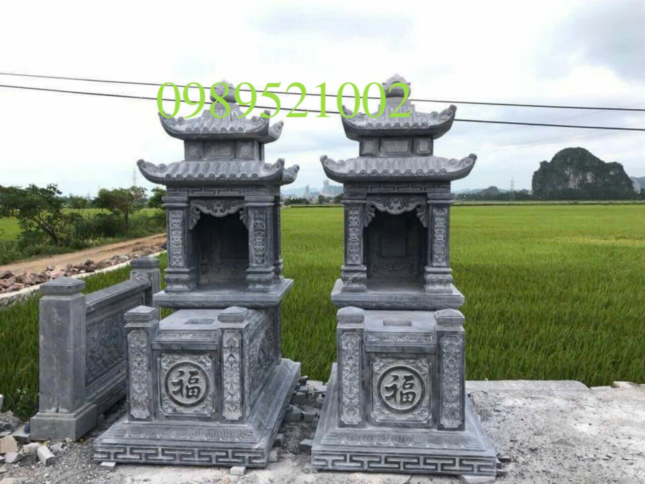 Mộ đôi bằng đá tự nhiên