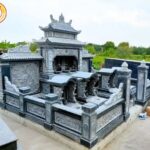 Lăng mộ đá Trường Thành tự hào sử dụng những khối đá xanh đen tự nhiên chất lượng cao