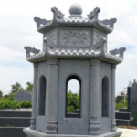 Mộ đá lục lăng tại xã Pa Khoang