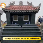 mộ đôi có mái che tại Phú Thọ