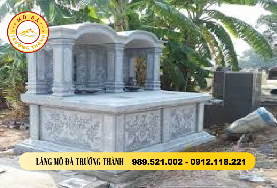 mộ đôi có mái che tại Quảng Ninh