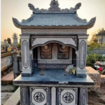 Mộ Đôi có mái che Tại Huyện Vũng Liêm