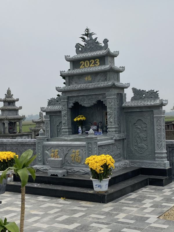 Mộ Đôi Tại Xã Cẩm Vân, Huyện Cẩm Thủy