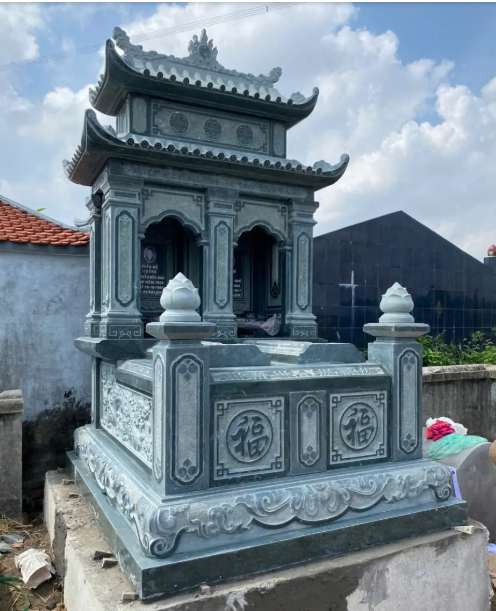 Top 10 Mộ Đôi Có Mái Che Tại Bến Tre 1 Mộ Đôi có mái che Của Ông Lê Văn Duyệt (Huyện Châu Thành)