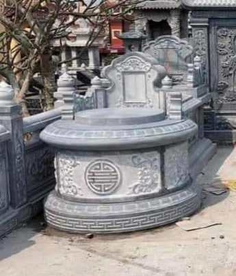 Vì Sao Nên Chọn Lăng Mộ Đá Nguyên Khối Cho Tổ Tiên? 3 Lăng mộ đá tròn