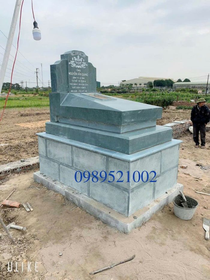 Báo giá lăng mộ đá granite nguyên khối rẻ đẹp