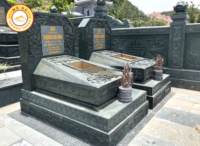 lựa chọn thế đất tốt cho mộ đá là một việc làm quan trọng